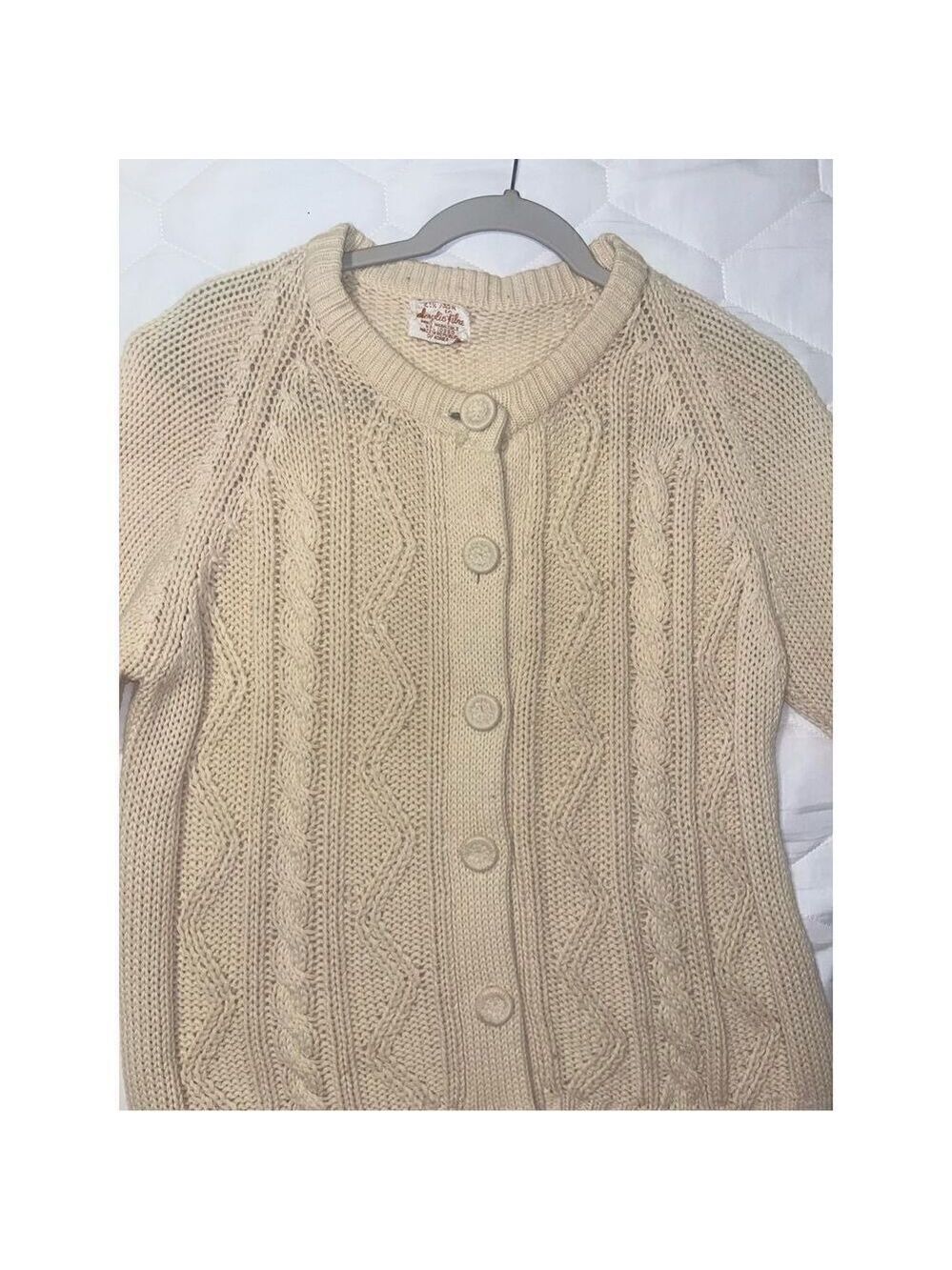 Virgin Acrylic Fiber sweater made in Korea crochet buttons size medium cream - Picture 3 of 11
